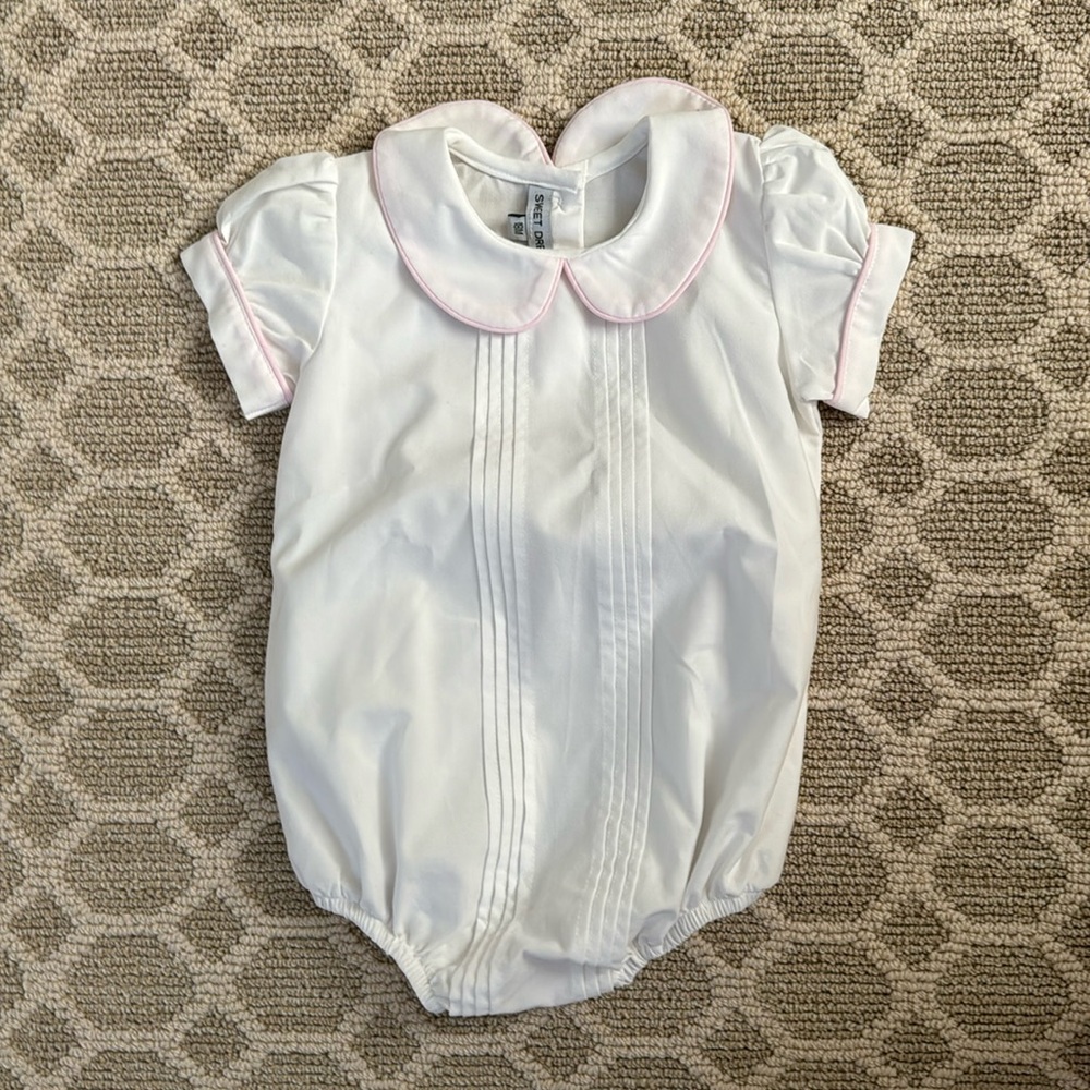 Sweet dreams- 18 months- pink and white bubble- never worn-